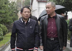 华声在线股份有限公司总裁龚定名先生一行考察乐动在线注册_乐动（中国）

