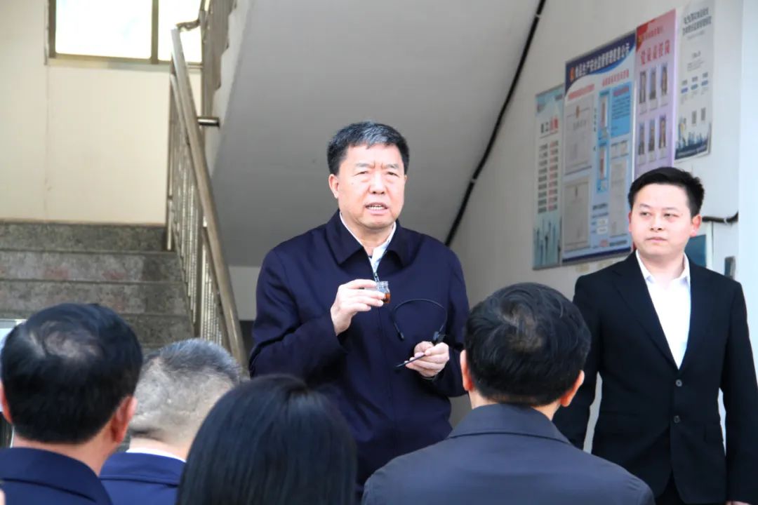 省政协党组书记、主席毛万春调研湖南乐动在线注册_乐动（中国）桑植白茶有限公司